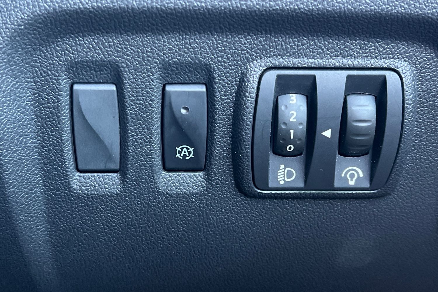 Used Renault Captur 2019 for sale - 77812659: Photo 17