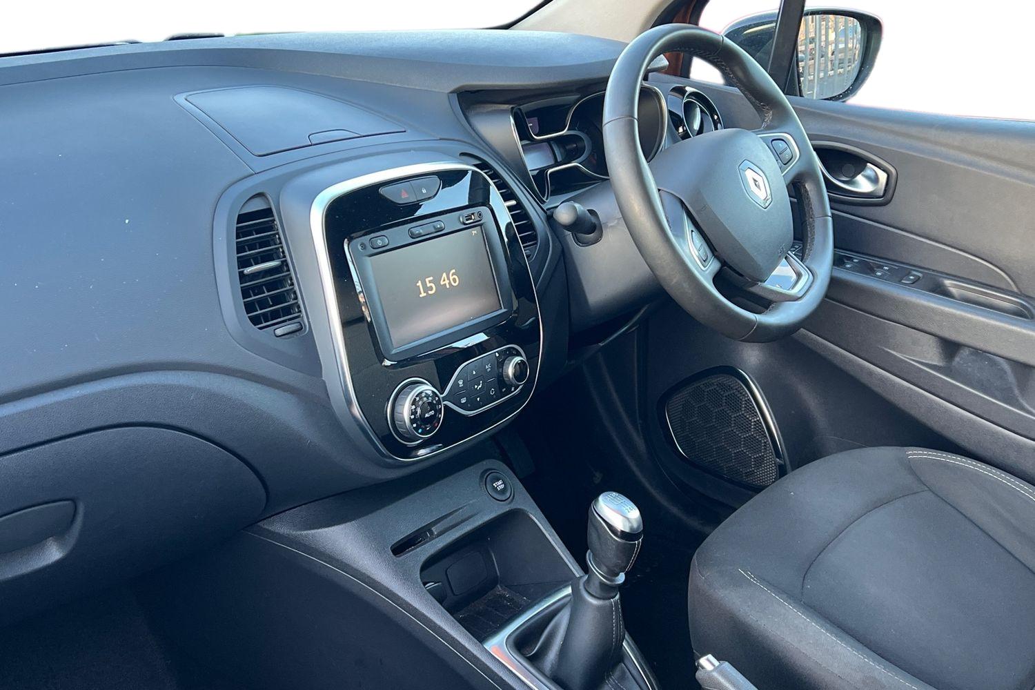 Used Renault Captur 2019 for sale - 77812659: Photo 4