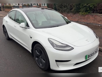 2019 - Standard Plus 4dr Auto