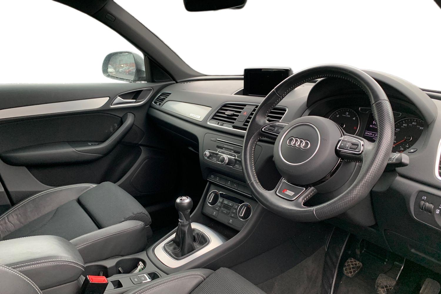 Used Audi Q3 2018 for sale - 76922955: Photo 3