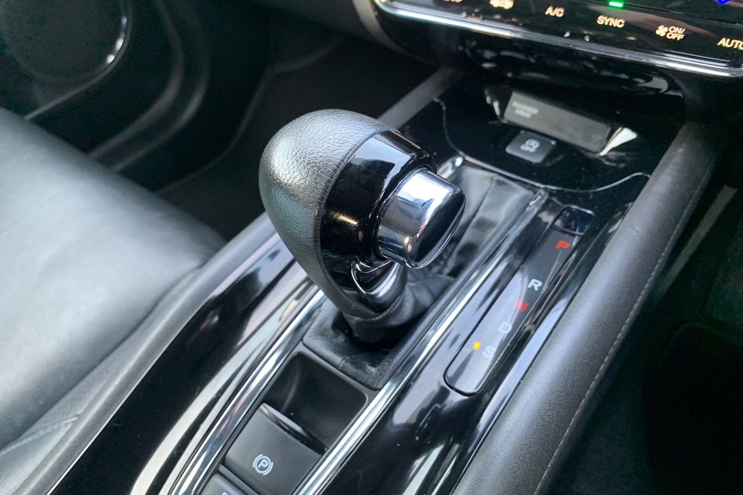 Used Honda HR-V 2018 for sale - 77473103: Photo 11