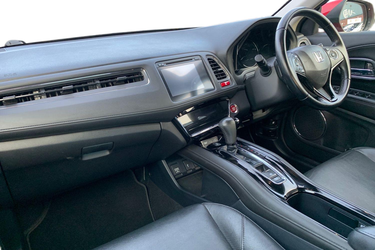 Used Honda HR-V 2018 for sale - 77473103: Photo 4