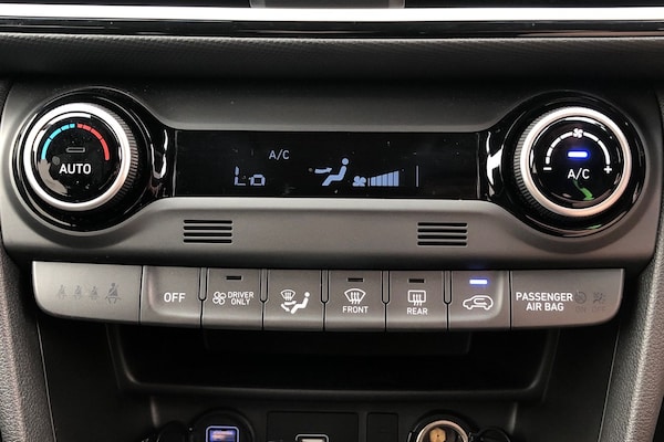 Used Hyundai KONA 2020 for sale - 76224652: Photo 12