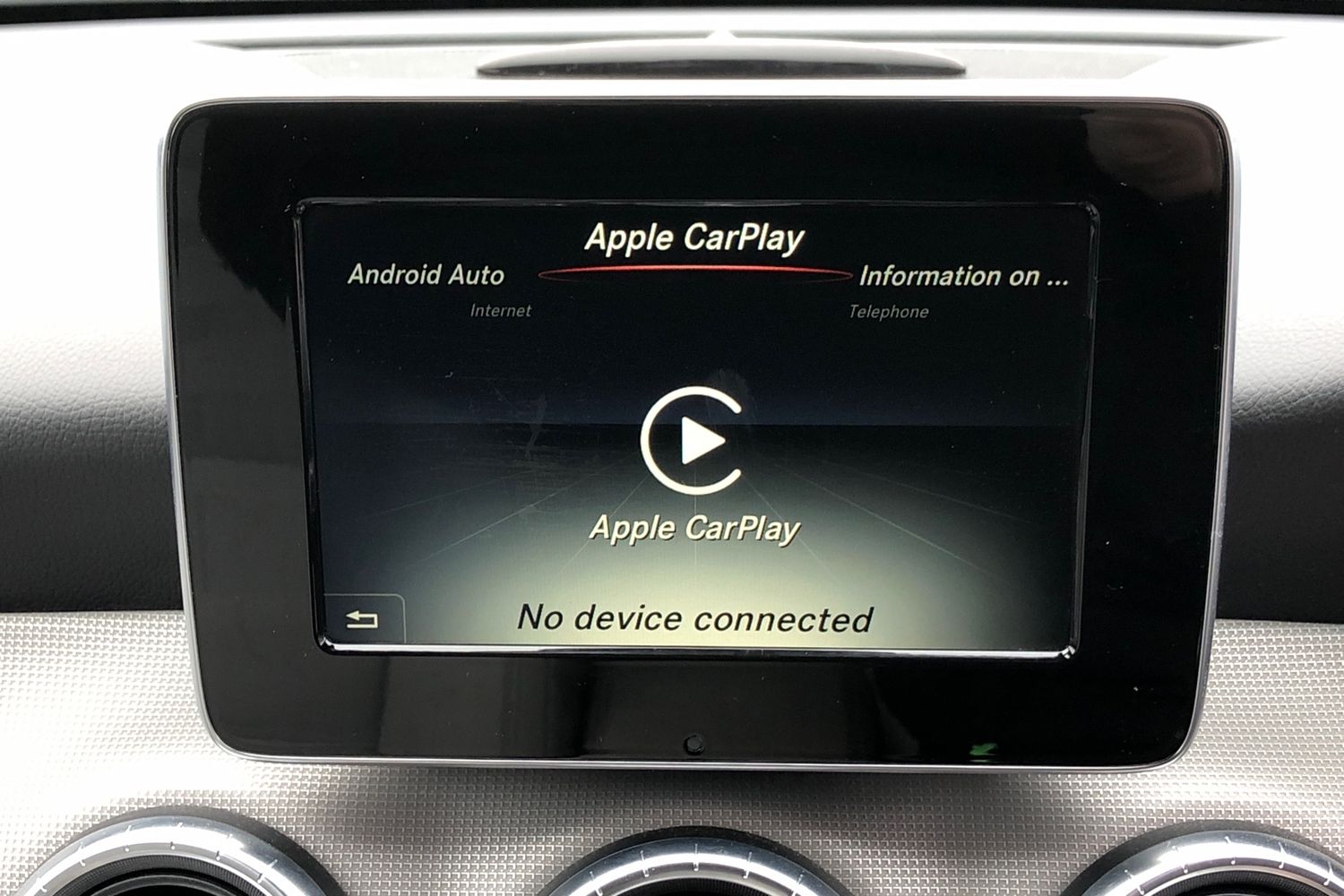 Used Mercedes-Benz CLA 2017 for sale - 76353120: Photo 8