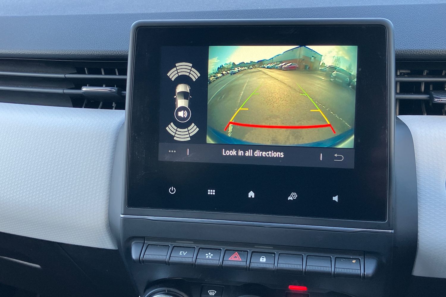 Used Renault Clio 2023 for sale - 76767695: Photo 11