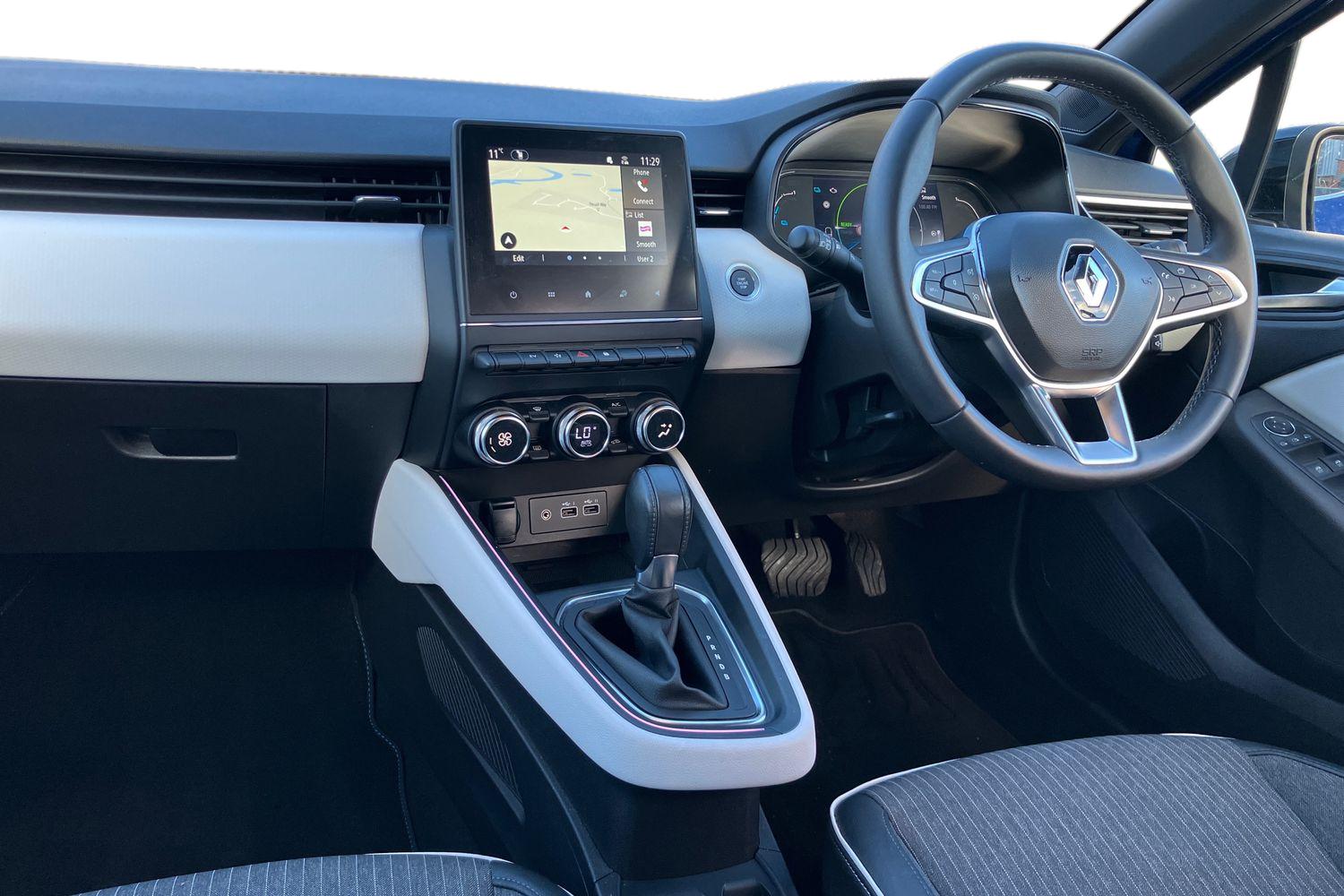 Used Renault Clio 2023 for sale - 76767695: Photo 4