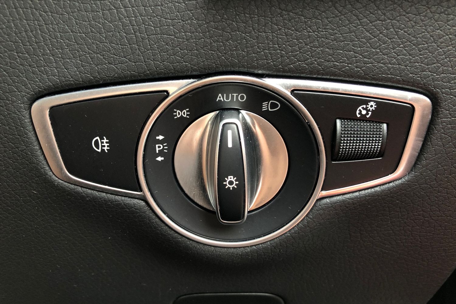 Used Mercedes-Benz EQC 2022 for sale - 76082048: Photo 14