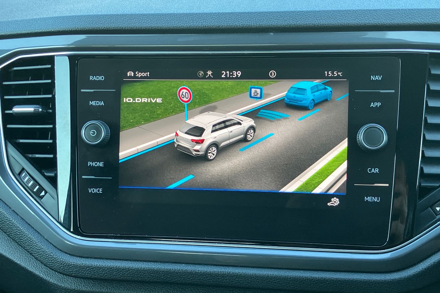 Used Volkswagen T-Roc 2021 for sale - 77262592: Photo 12