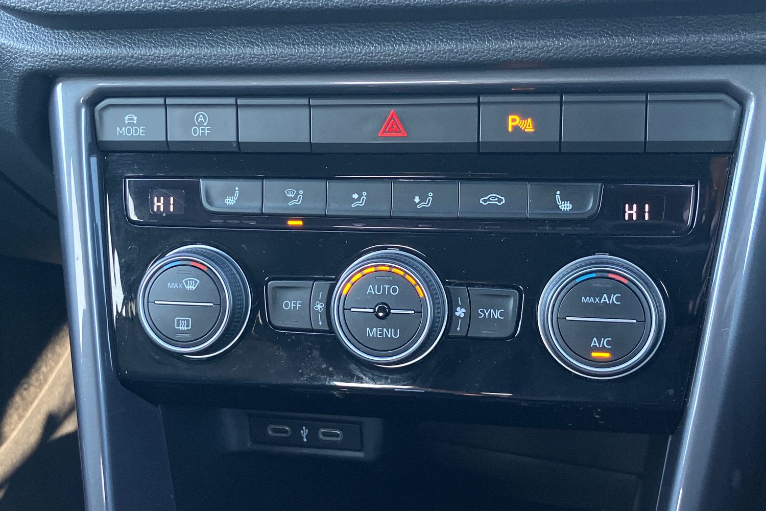 Used Volkswagen T-Roc 2021 for sale - 77262592: Photo 15