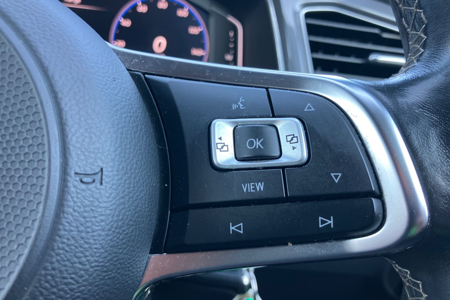 Used Volkswagen T-Roc 2021 for sale - 77262592: Photo 19