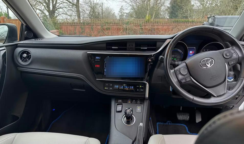 Used Toyota Auris 2016 for sale - 77415169: Photo 3