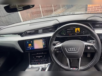 Used Audi e-tron 2022 for sale - 78961366: Photo