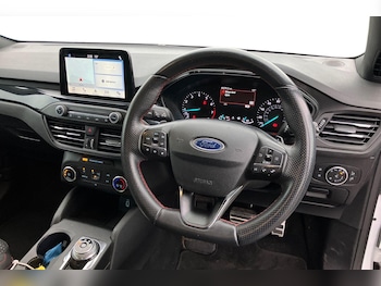 Used Ford Focus 2019 for sale - 77436143: Photo