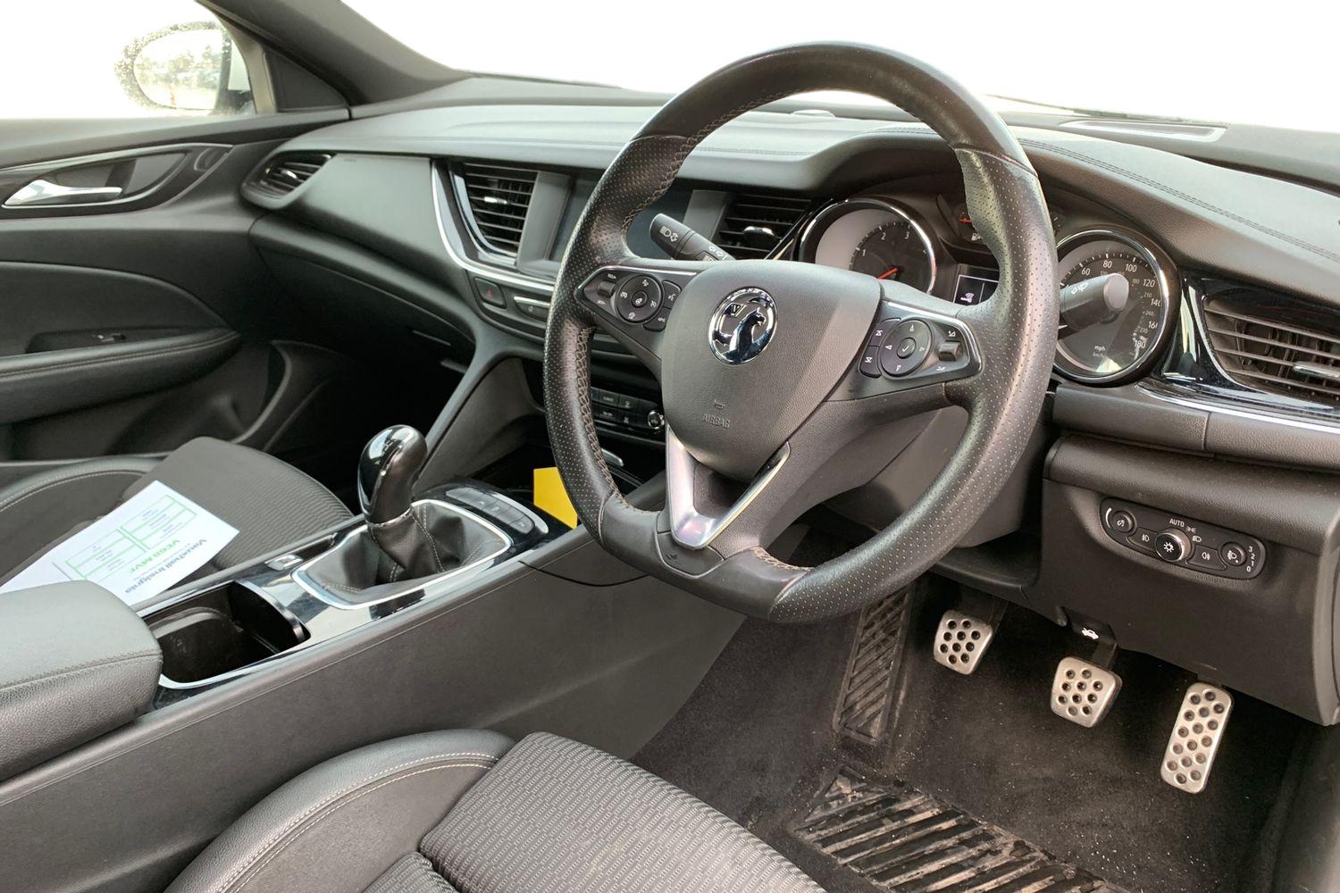 Used Vauxhall Insignia 2019 for sale - 76929293: Photo 3