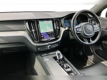 Used Volvo XC60 2023 for sale - 79179705: Photo
