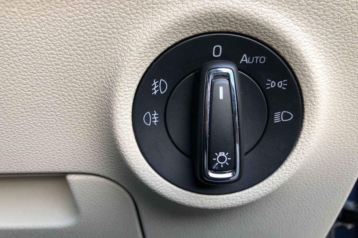 Used Skoda Karoq 2019 for sale - 77000635: Photo 16