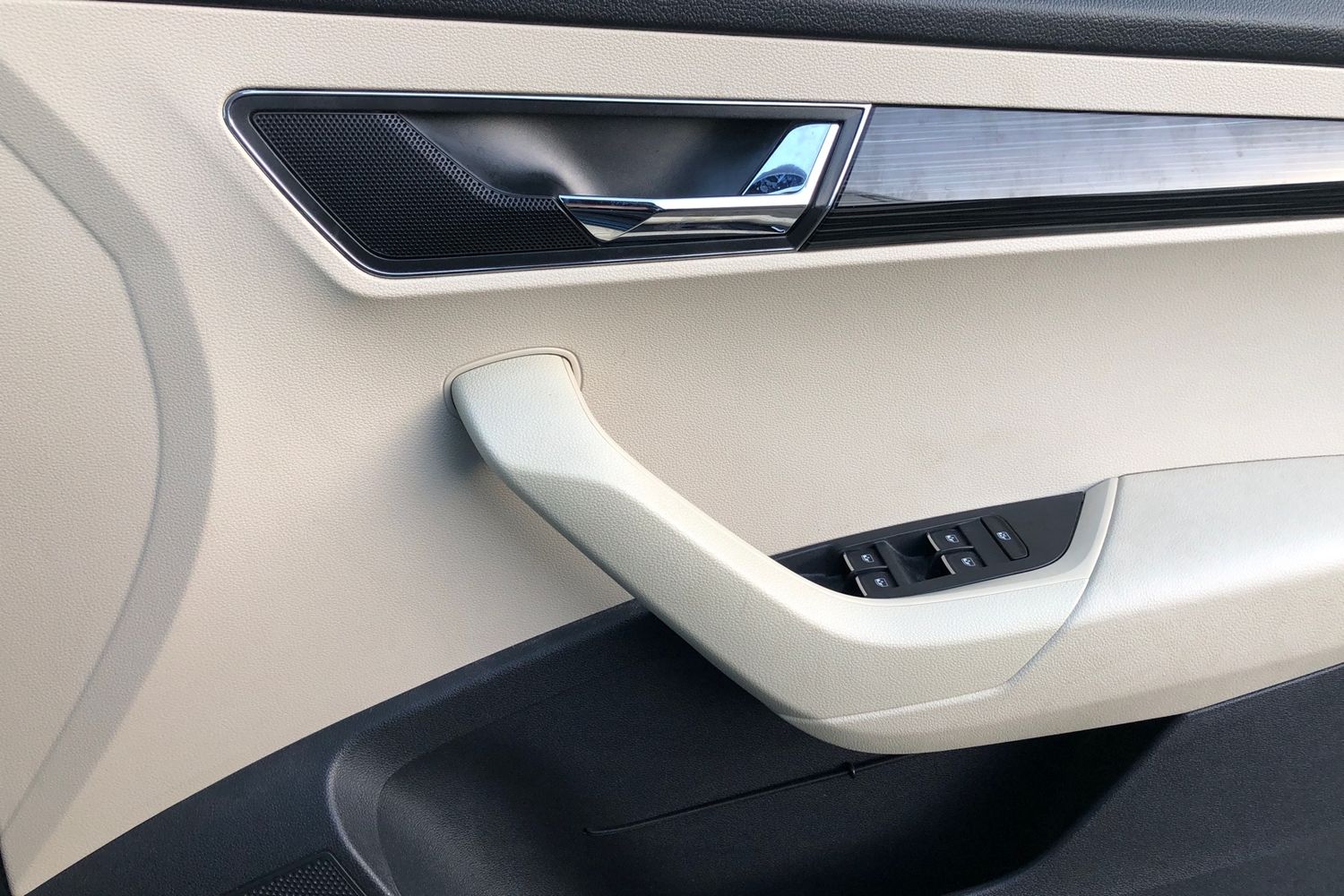 Used Skoda Karoq 2019 for sale - 77000635: Photo 17