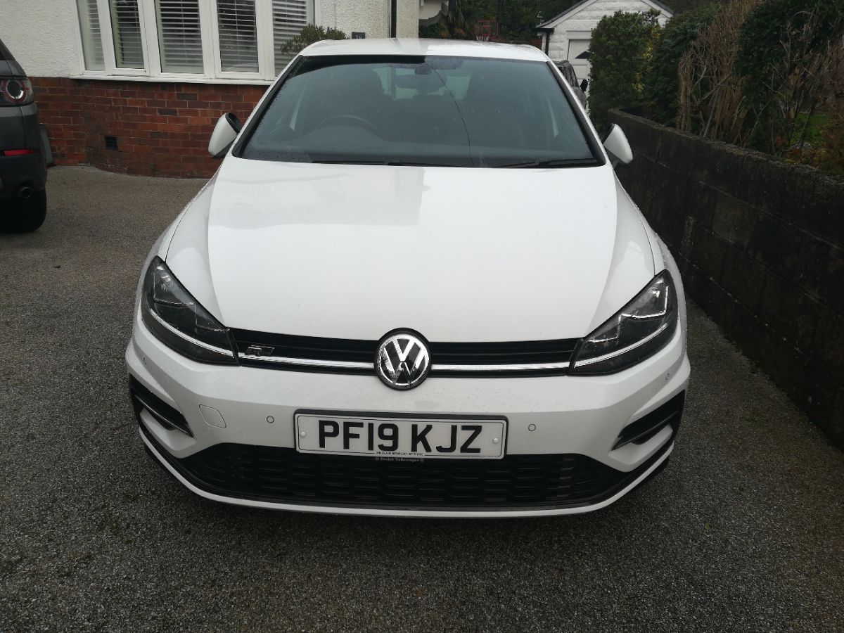 Used Volkswagen Golf 2019 for sale - 76820045: Photo 1