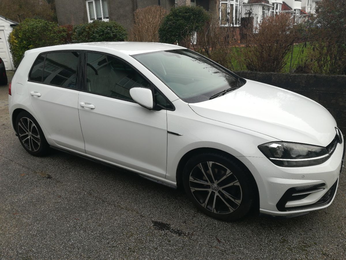 Used Volkswagen Golf 2019 for sale - 76820045: Photo 2