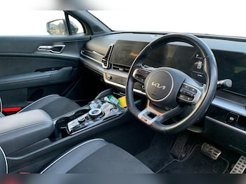 Used Kia Sportage 2022 for sale - 76909503: Photo
