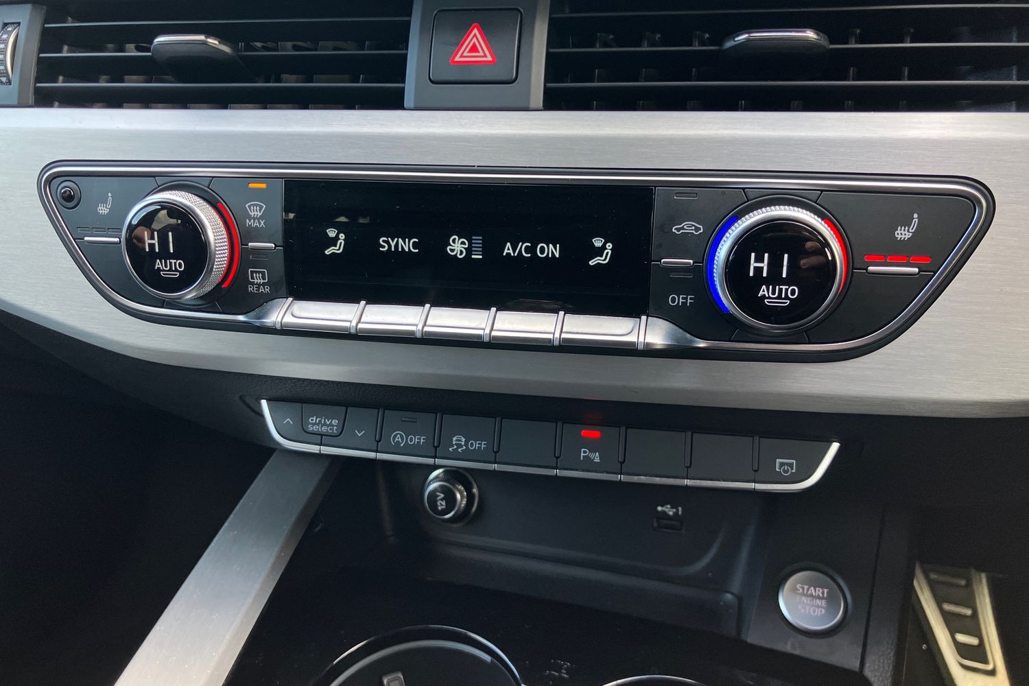 Used Audi A4 2020 for sale - 76515992: Photo 11