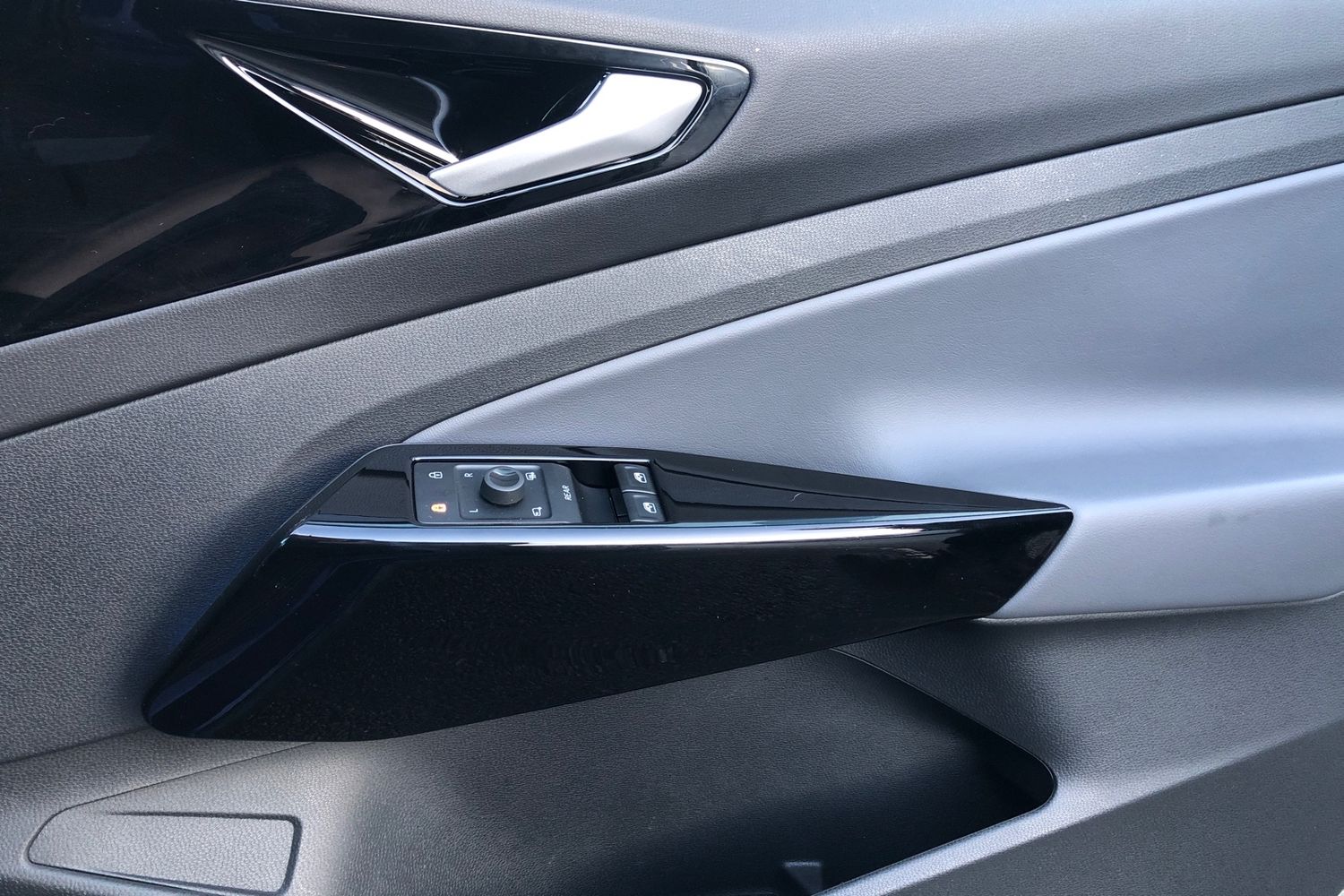 Used Volkswagen ID.4 2022 for sale - 76624961: Photo 15