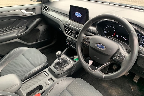 Used Ford Focus 2020 for sale - 76267903: Photo 3