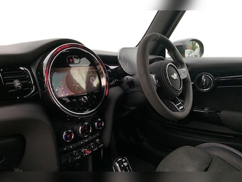 Used MINI Hatch 2022 for sale - 79342034: Photo