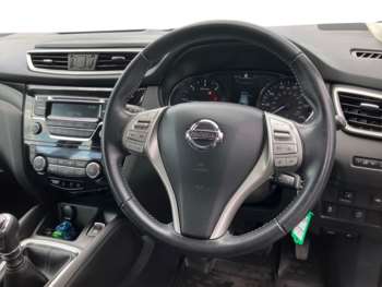 Used Nissan Qashqai 2017 for sale - 74846123: Photo