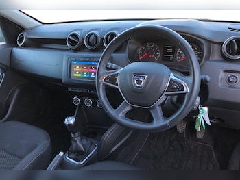 Used Dacia Duster 2019 for sale - 76558048: Photo