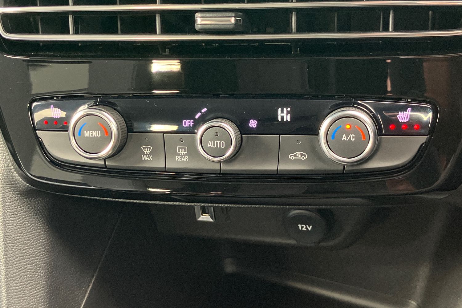 Used Vauxhall Mokka 2024 for sale - 76732475: Photo 12