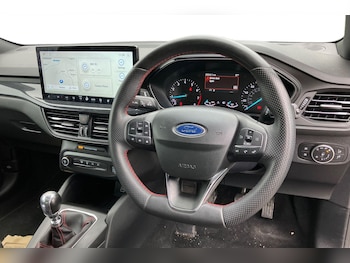 Used Ford Focus 2023 for sale - 75705179: Photo