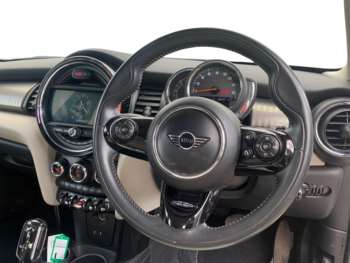 Used MINI Hatch 2018 for sale - 74785459: Photo