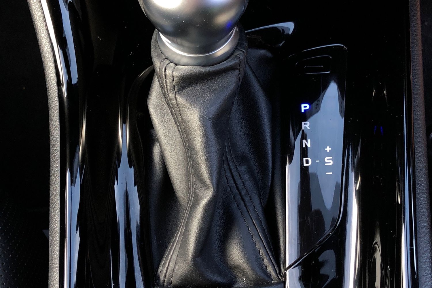 Used Toyota C-HR 2020 for sale - 76030665: Photo 10