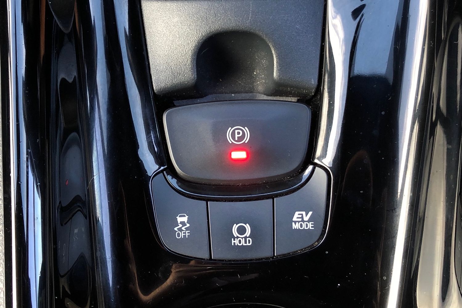 Used Toyota C-HR 2020 for sale - 76030665: Photo 11