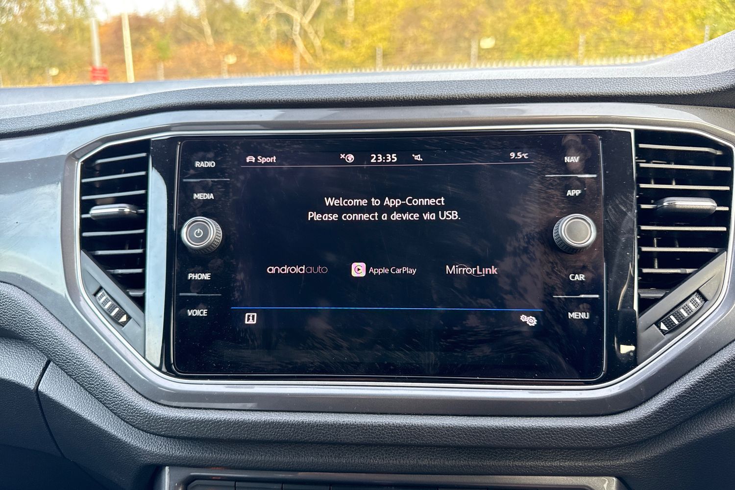 Used Volkswagen T-Roc 2019 for sale - 76249513: Photo 9