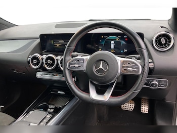 Used Mercedes-Benz GLA 2021 for sale - 76143779: Photo