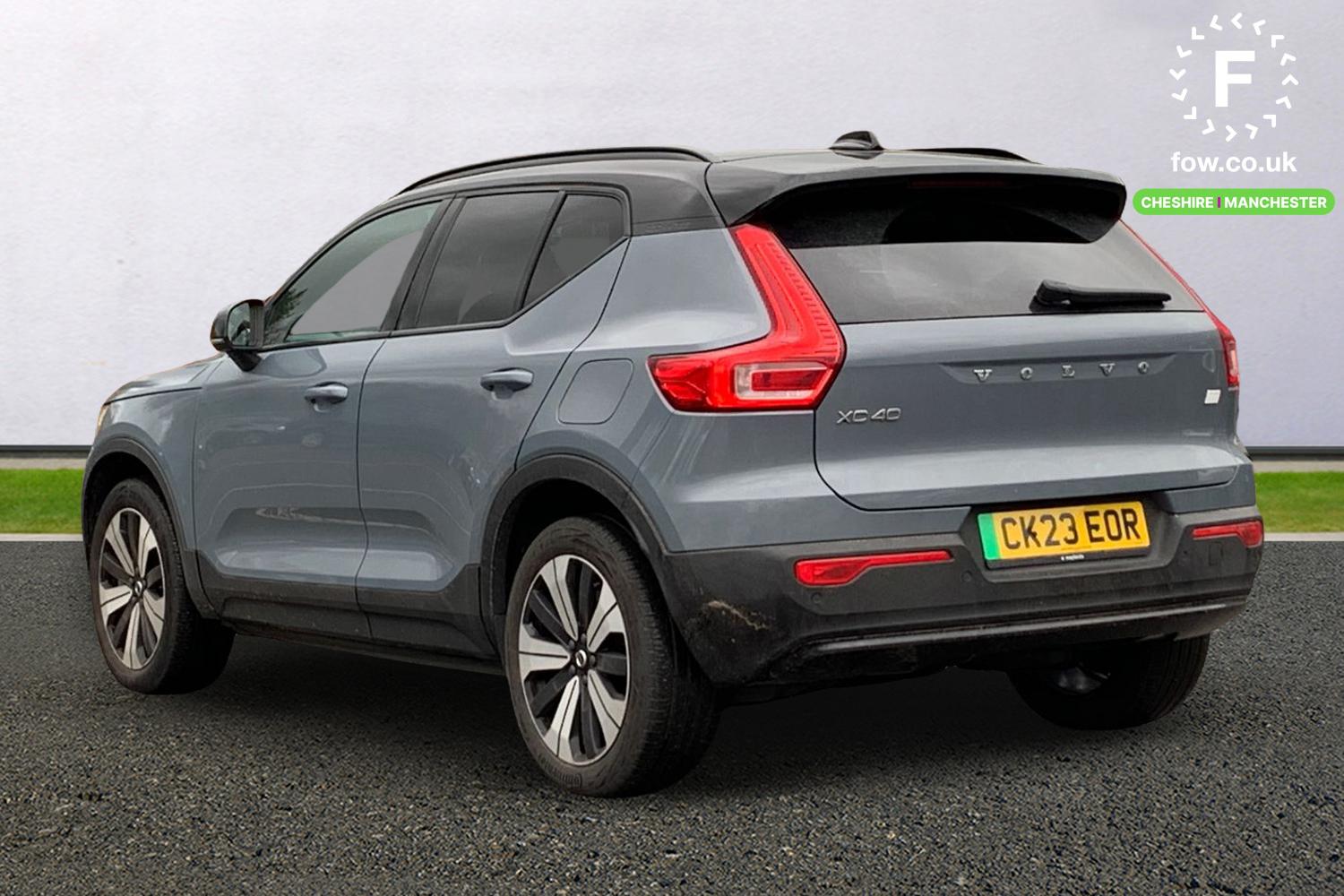 Used Volvo XC40 2023 for sale - 77535309: Photo 2