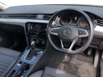 Used Volkswagen Passat 2020 for sale - 74671965: Photo
