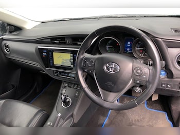 Used Toyota Auris 2018 for sale - 78552190: Photo