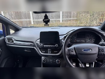Used Ford Fiesta 2018 for sale - 78820040: Photo