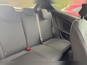 Used Ford Fiesta 2018 for sale - 78820040: Photo