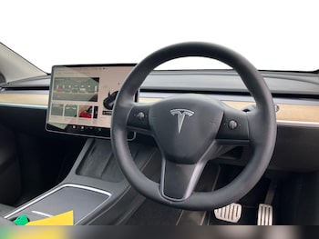 Used Tesla Model Y 2023 for sale - 77989656: Photo