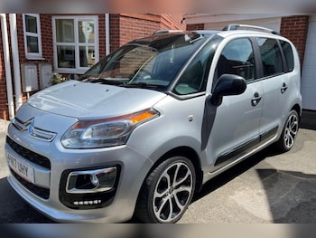 Used Citroen C3 Picasso 2017 for sale - 78847519: Photo