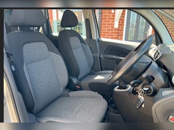 Used Citroen C3 Picasso 2017 for sale - 78847519: Photo