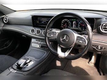 Used Mercedes-Benz E-Class 2020 for sale - 75489597: Photo