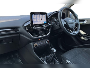 Used Ford Fiesta 2018 for sale - 79215753: Photo