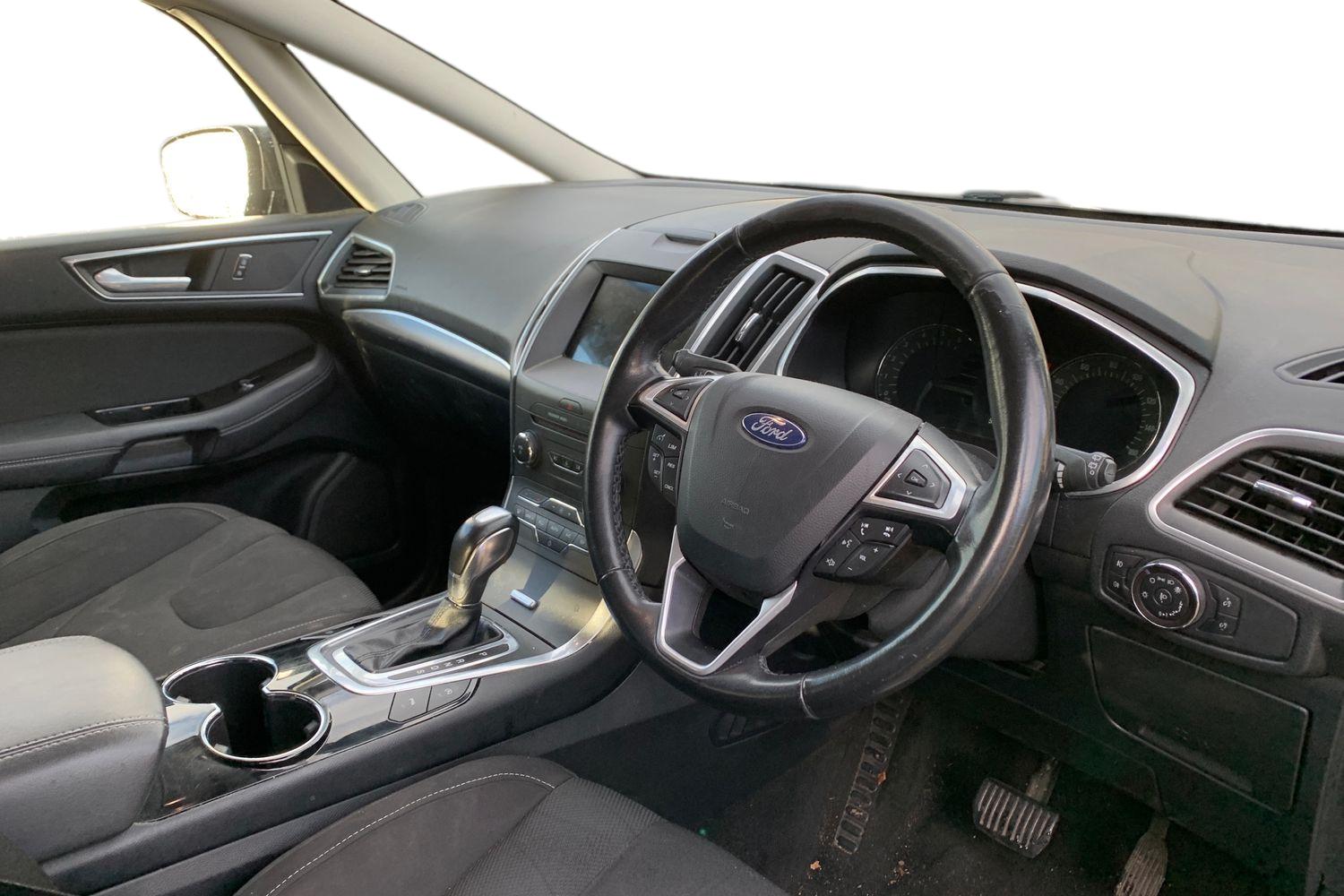 Used Ford S-Max 2017 for sale - 76581762: Photo 3