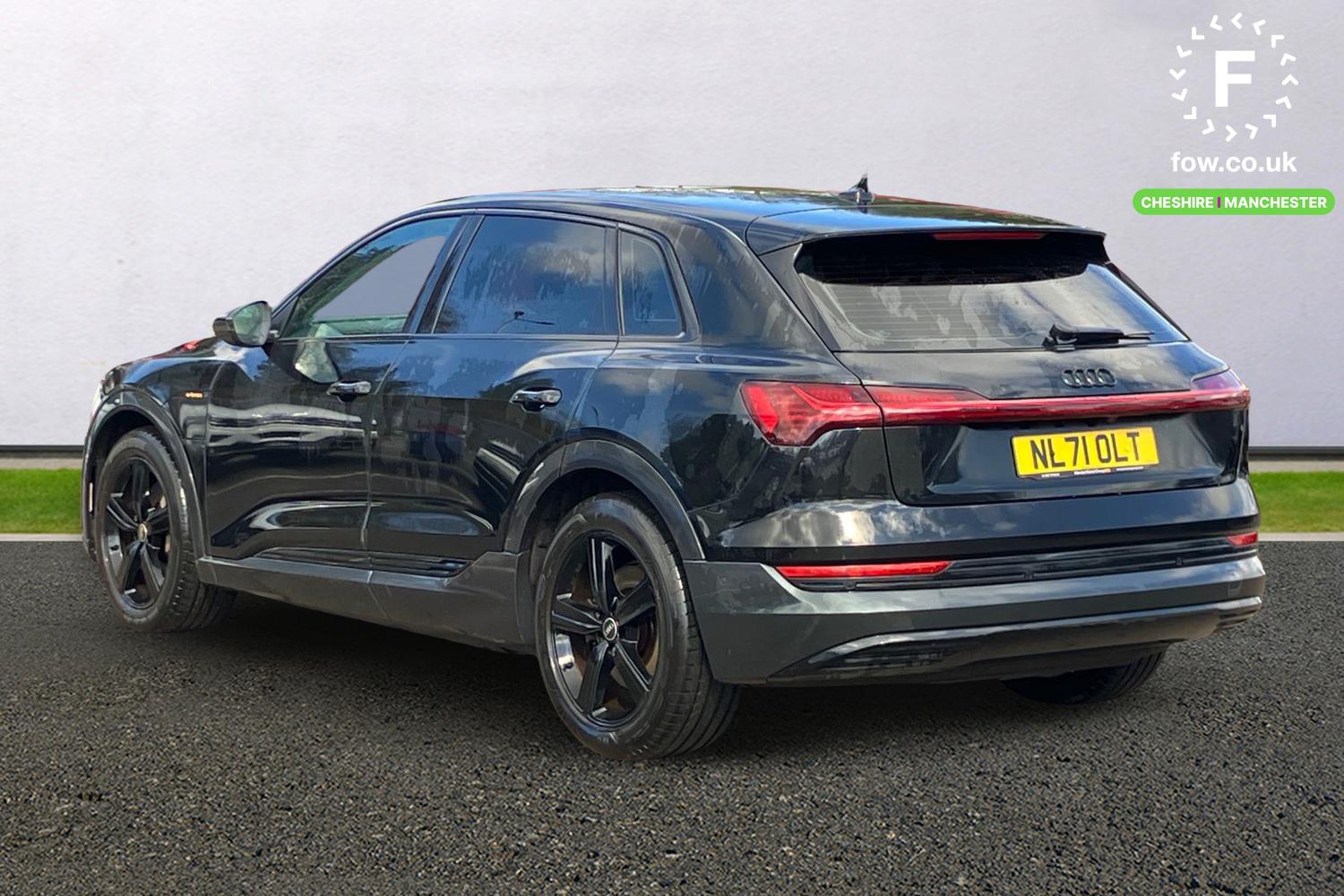 Used Audi e-tron 2021 for sale - 78069947: Photo 2