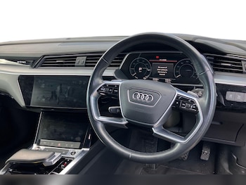 Used Audi e-tron 2021 for sale - 78069947: Photo